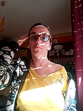 Dettybitch40 online show from 8, 10, 2025