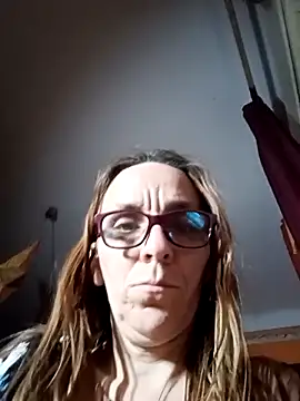 Dettybitch40 online show from 13, 10, 2025