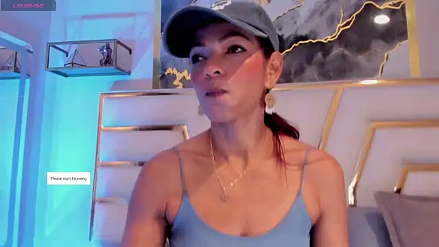 HannaPetit online show from 13, 4, 2026