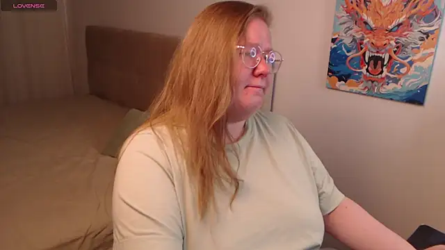 Snapshot of Ann_Muna chatting on 7, 1, 2025 Ann Muna online show from 7, 1, 2025