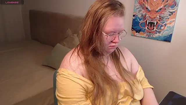 Snapshot of Ann_Muna chatting on 12, 1, 2025 Ann Muna online show from 12, 1, 2025