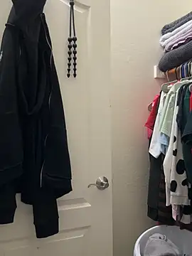 nativepumpkin95 online show from 19, 2, 2025