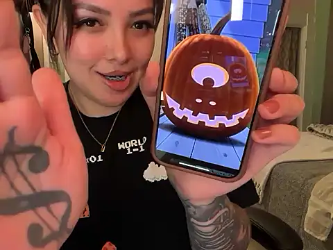 nativepumpkin95 online show from 15, 10, 2025