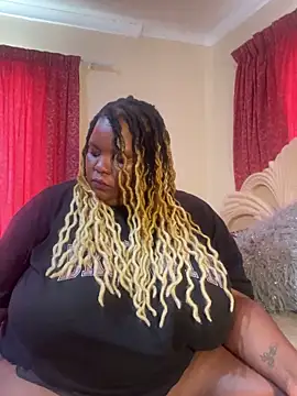 Snapshot of Michyboldy chatting on 21, 2, 2025 Michyboldy online show from 21, 2, 2025