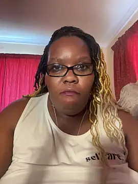 Snapshot of Michyboldy chatting on 25, 2, 2025 Michyboldy online show from 25, 2, 2025