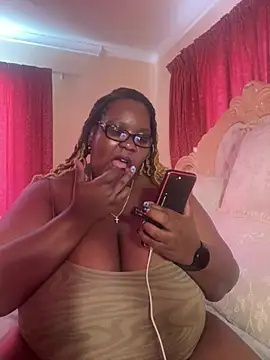 Snapshot of Michyboldy chatting on 6, 3, 2025 Michyboldy online show from 6, 3, 2025