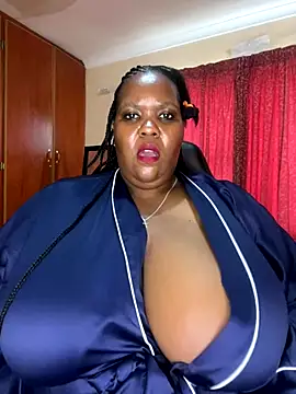 Snapshot of Michyboldy chatting on 10, 11, 2025 Michyboldy online show from 10, 11, 2025