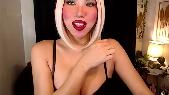 Snapshot of sahara_ts chatting on 5, 2, 2025 sahara ts online show from 5, 2, 2025