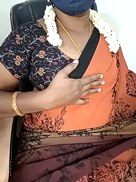 Tamil-hotwife online show from 5, 11, 2025