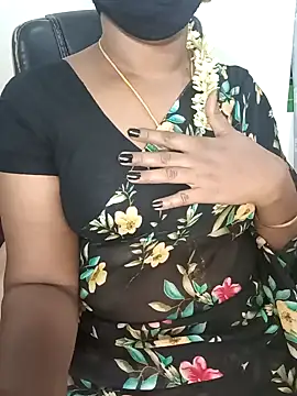 Tamil-hotwife online show from 4, 12, 2025