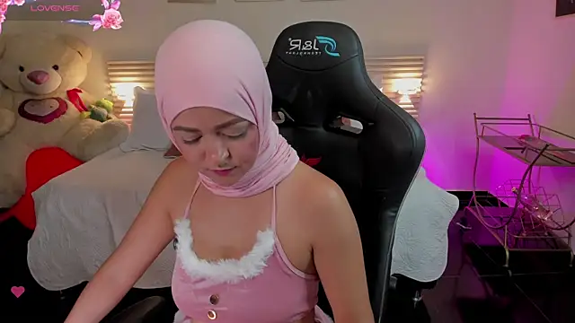 Snapshot of New_Arab_Kingdom chatting on 22, 11, 2025 New Arab Kingdom online show from 22, 11, 2025