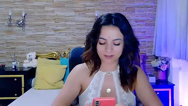 Snapshot of PlayfulElla chatting on 7, 2, 2025 PlayfulElla online show from 7, 2, 2025