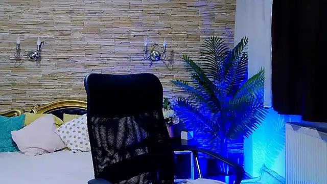 Snapshot of PlayfulElla chatting on 22, 3, 2025 PlayfulElla online show from 22, 3, 2025