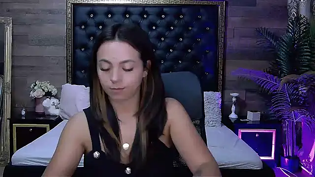 Snapshot of PlayfulElla chatting on 20, 9, 2025 PlayfulElla online show from 20, 9, 2025