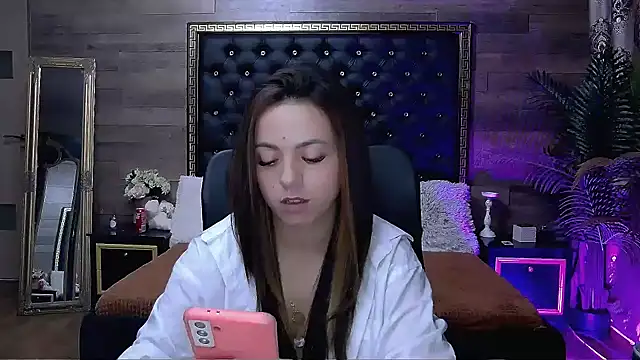 Snapshot of PlayfulElla chatting on 11, 10, 2025 PlayfulElla online show from 11, 10, 2025