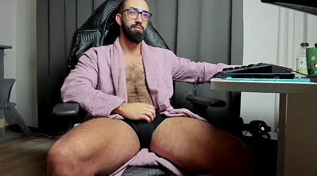 Snapshot of liamaesthetic chatting on 1, 3, 2025 liamaesthetic online show from 1, 3, 2025