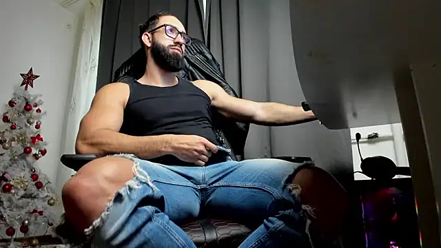 Snapshot of liamaesthetic chatting on 7, 1, 2026 liamaesthetic online show from 7, 1, 2026