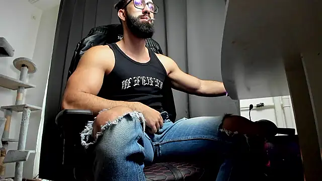 Snapshot of liamaesthetic chatting on 10, 1, 2026 liamaesthetic online show from 10, 1, 2026