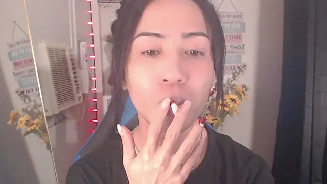 Lemonadexxx online show from 17, 12, 2025