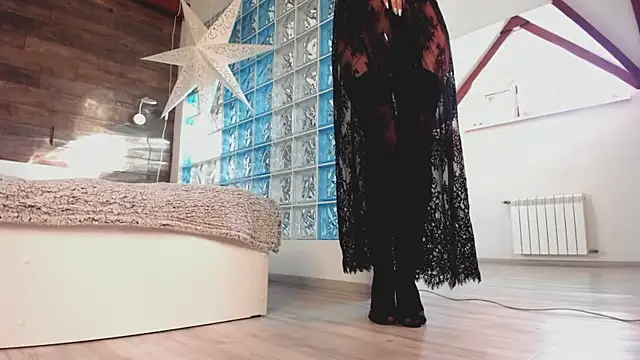 AzaliaSwallows online show from 28, 2, 2025