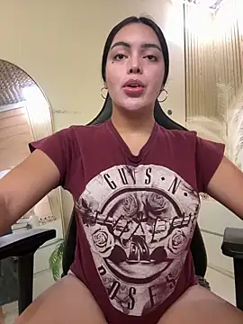 Snapshot of HotstuffCherrySummer chatting on 23, 11, 2025 HotstuffCherrySummer online show from 23, 11, 2025