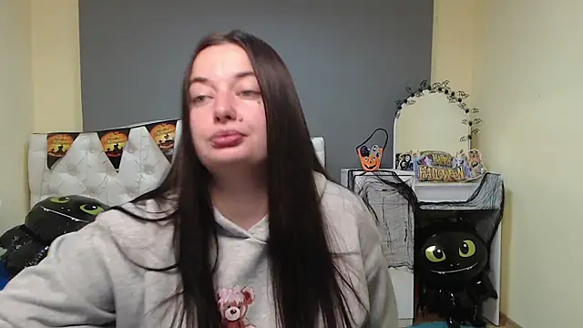 Snapshot of MilanaPrice chatting on 18, 10, 2025 MilanaPrice online show from 18, 10, 2025