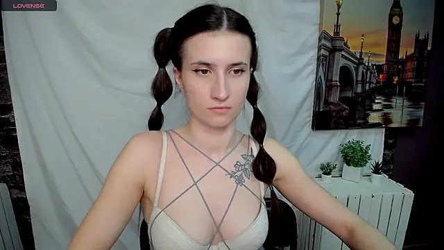 Snapshot of MaryEm976 chatting on 15, 3, 2025 MaryEm976 online show from 15, 3, 2025