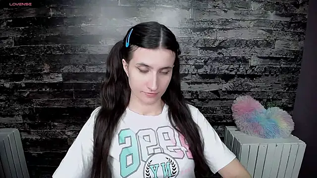 Snapshot of MaryEm976 chatting on 18, 3, 2025 MaryEm976 online show from 18, 3, 2025