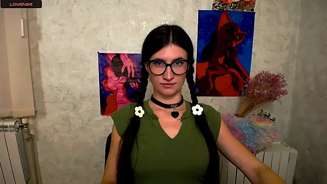 Snapshot of MaryEm976 chatting on 28, 9, 2025 MaryEm976 online show from 28, 9, 2025