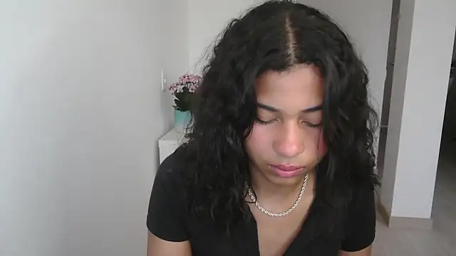 Snapshot of dark_enchantress_ chatting on 21, 12, 2024 dark enchantress online show from 21, 12, 2024