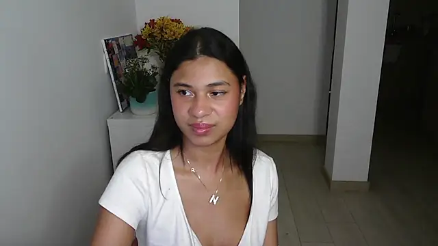 Snapshot of dark_enchantress_ chatting on 17, 1, 2025 dark enchantress online show from 17, 1, 2025