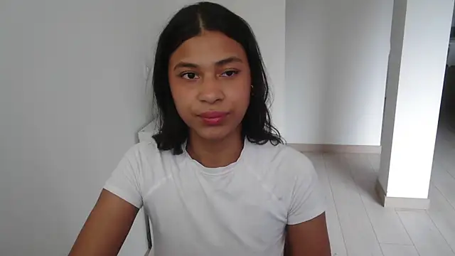 Snapshot of dark_enchantress_ chatting on 18, 2, 2025 dark enchantress online show from 18, 2, 2025