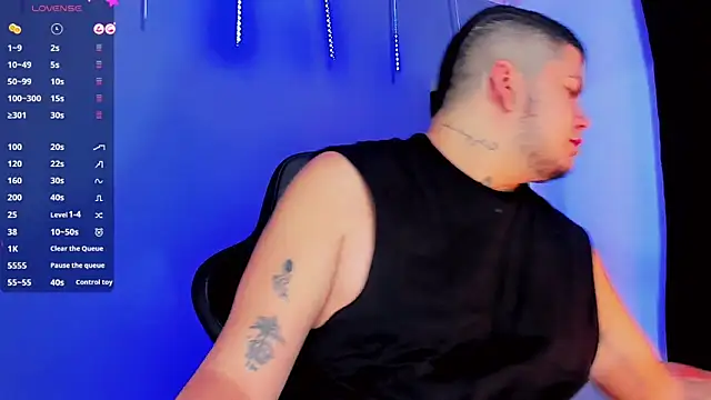 Snapshot of Thomas_chubbyxhot chatting on 29, 12, 2024 Thomas chubbyxhot online show from 29, 12, 2024