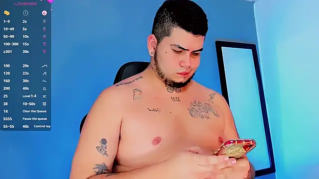 Snapshot of Thomas_chubbyxhot chatting on 12, 1, 2025 Thomas chubbyxhot online show from 12, 1, 2025