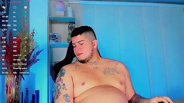 Snapshot of Thomas_chubbyxhot chatting on 13, 2, 2025 Thomas chubbyxhot online show from 13, 2, 2025