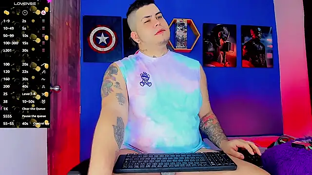 Snapshot of Thomas_chubbyxhot chatting on 12, 9, 2025 Thomas chubbyxhot online show from 12, 9, 2025