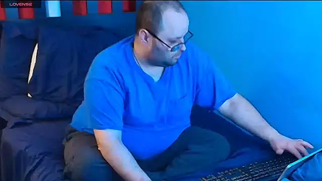 Snapshot of lefty15242 chatting on 10, 11, 2025 lefty15242 online show from 10, 11, 2025