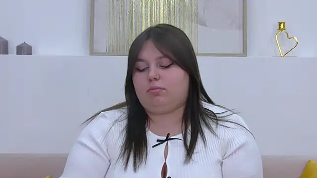 LillianKim online show from 19, 1, 2025