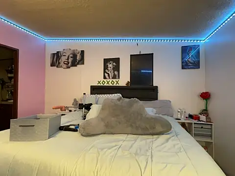 Snapshot of AngelSinz69 chatting on 1, 11, 2025 AngelSinz69 online show from 1, 11, 2025