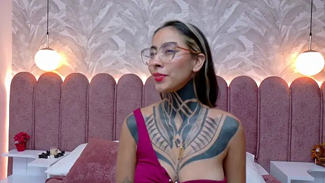 Snapshot of NicoleBlum chatting on 27, 1, 2025 NicoleBlum online show from 27, 1, 2025