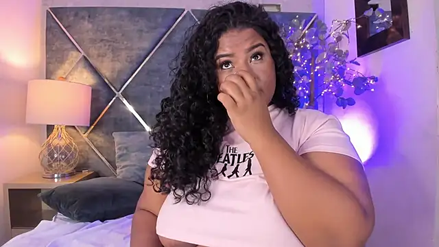 Snapshot of DannaFalco25 chatting on 4, 1, 2025 DannaFalco25 online show from 4, 1, 2025