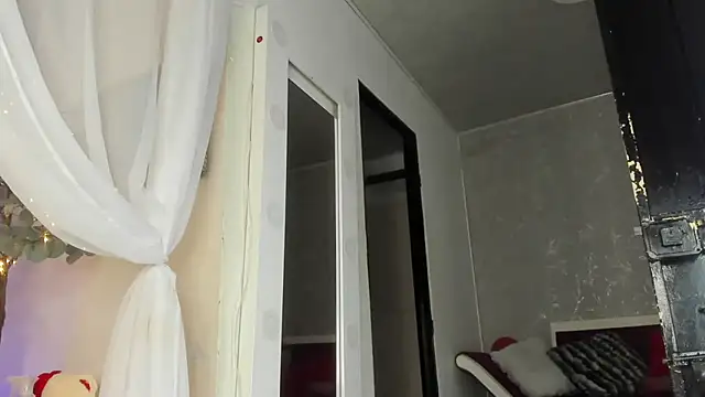 Snapshot of DannaFalco25 chatting on 20, 2, 2025 DannaFalco25 online show from 20, 2, 2025