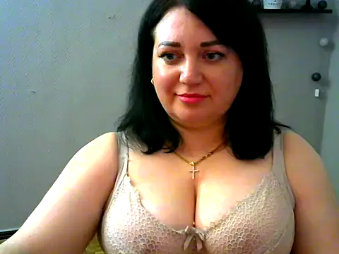 Snapshot of AmanaGi chatting on 10, 1, 2025 AmanaGi online show from 10, 1, 2025