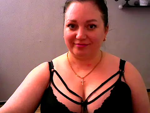 Snapshot of AmanaGi chatting on 18, 2, 2025 AmanaGi online show from 18, 2, 2025