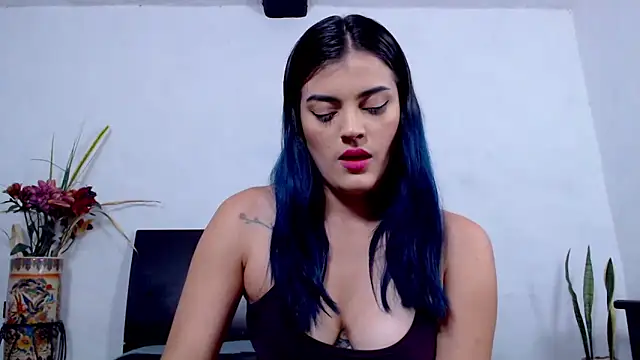 Snapshot of AikoTailor chatting on 15, 9, 2025 AikoTailor online show from 15, 9, 2025