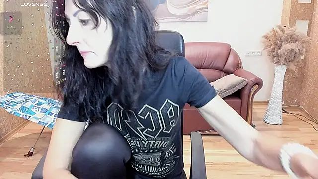 Snapshot of Dana_Haliti chatting on 30, 9, 2025 Dana Haliti online show from 30, 9, 2025