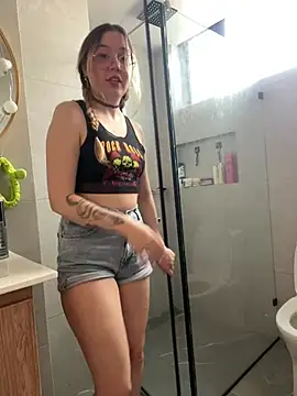 Darling XXX online show from 18, 12, 2024