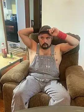 Snapshot of LumberJockMan chatting on 20, 3, 2025 LumberJockMan online show from 20, 3, 2025