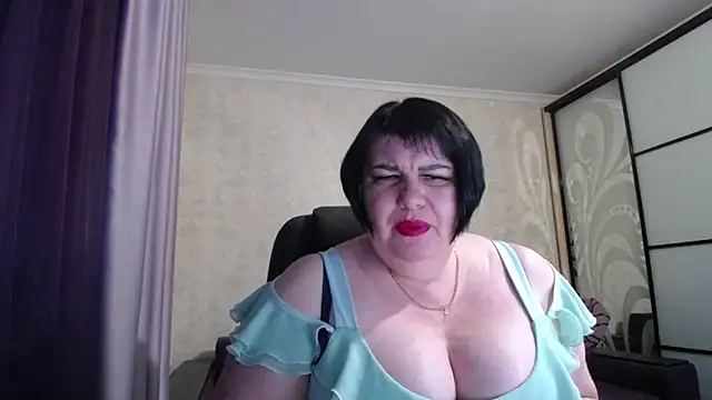 JuicyLady Di online show from 15, 2, 2025