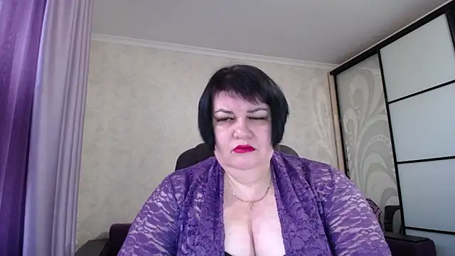 JuicyLady Di online show from 2, 11, 2025